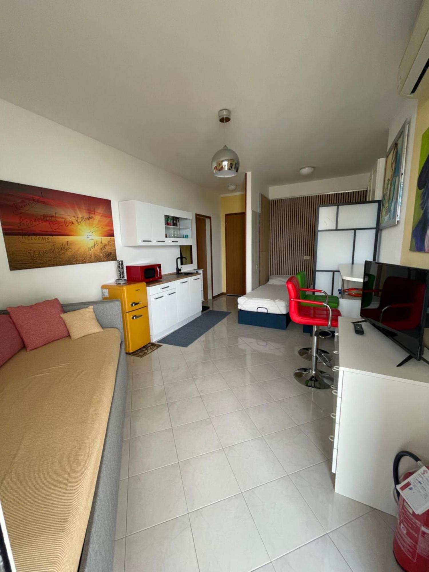 Residence Cristallo Lignano Sabbiadoro Eksteriør billede